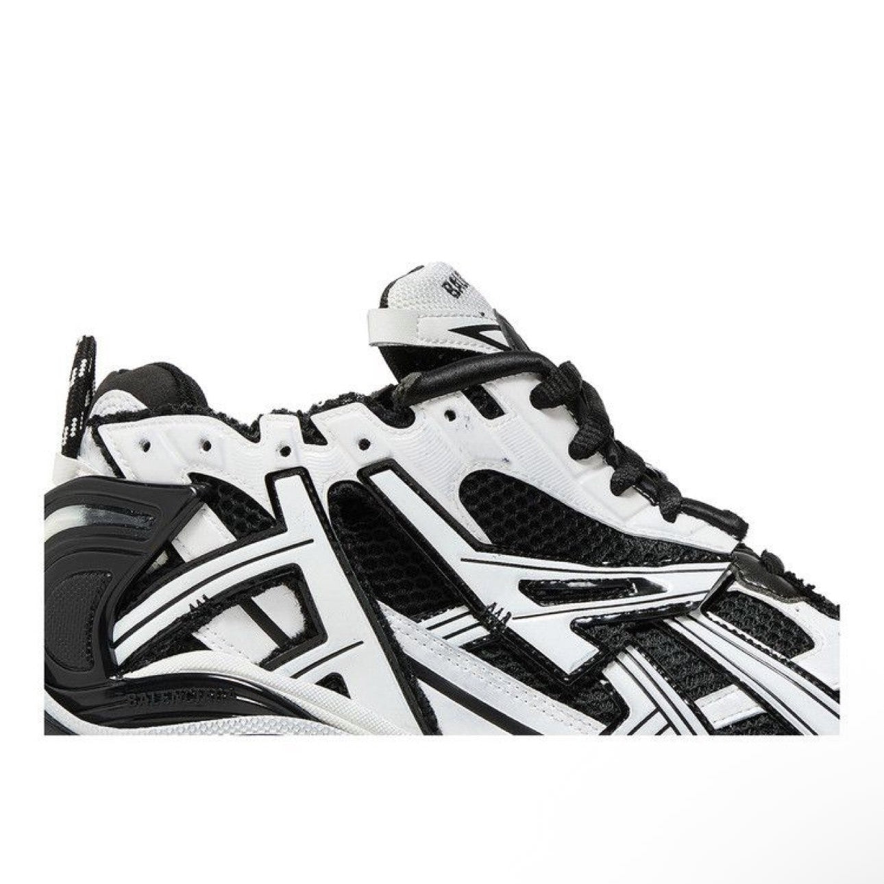 Balenciaga Runner "White and Black"